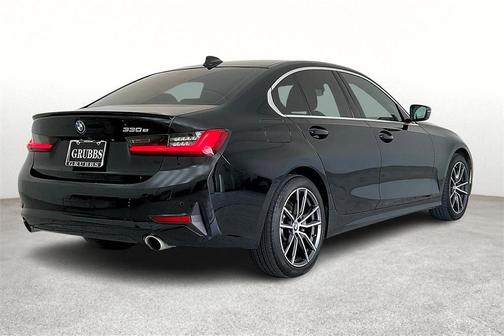 2021 BMW 330e xDrive