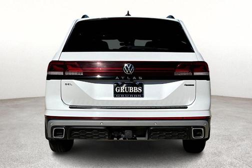 2024 Volkswagen Atlas 2.0T Peak Edition SEL
