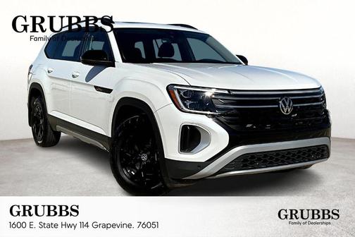 2024 Volkswagen Atlas 2.0T Peak Edition SEL