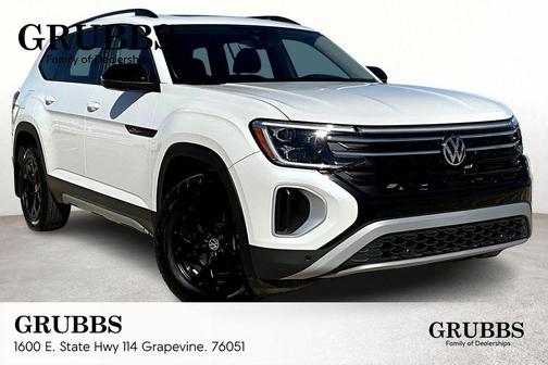 2024 Volkswagen Atlas 2.0T Peak Edition SEL