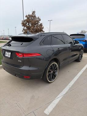 2018 Jaguar F-PACE 25t Prestige