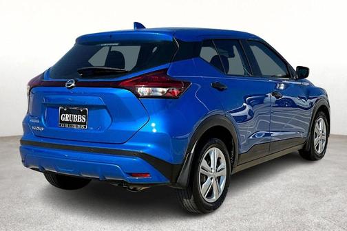 2021 Nissan Kicks S