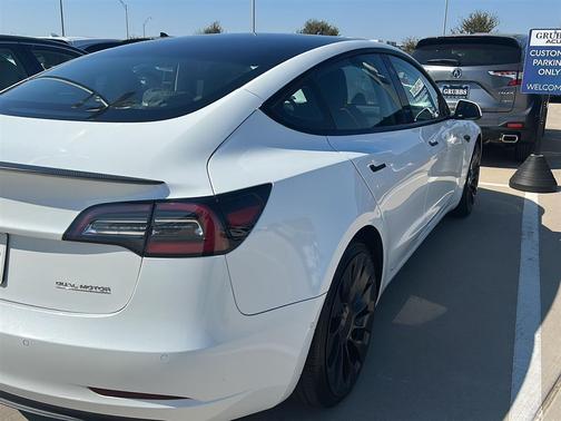 2022 Tesla Model 3 Performance