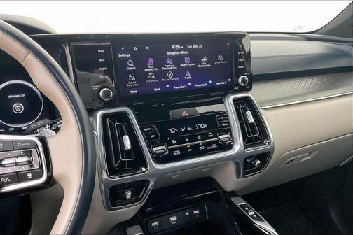 2023 Kia Sorento Plug-In Hybrid SX Prestige