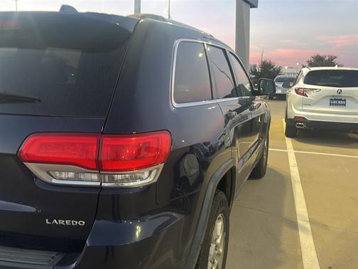 2017 Jeep Grand Cherokee Laredo