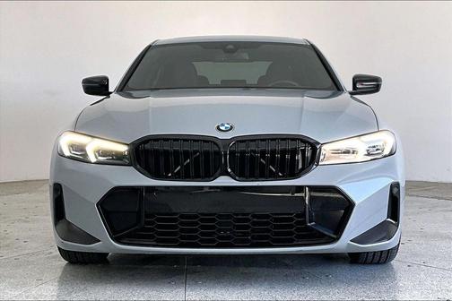 2023 BMW 330 i