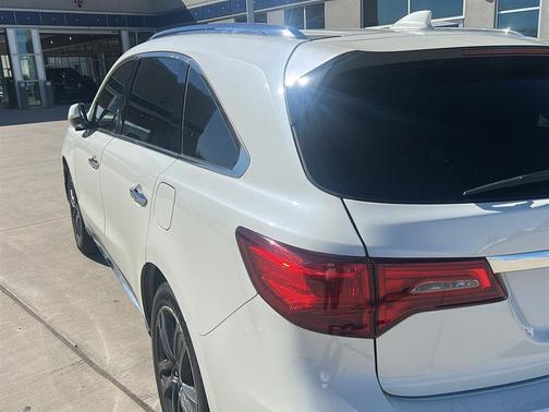 2017 Acura MDX 3.5L w/Advance Package