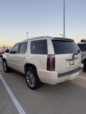 2014 Cadillac Escalade Premium