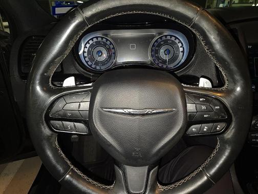 2018 Chrysler 300 S
