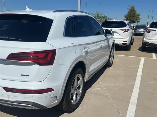 2021 Audi Q5 45 Premium