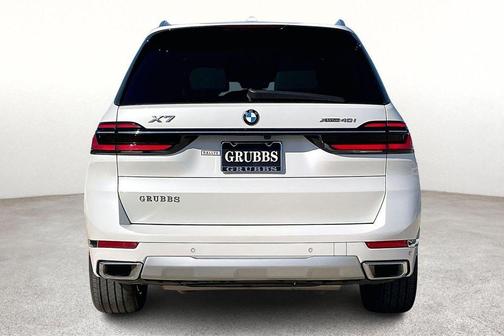 2023 BMW X7 xDrive40i