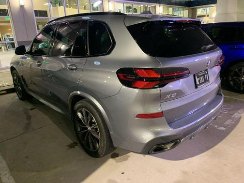 2025 BMW X5 xDrive40i