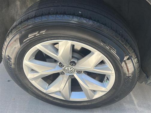 2018 Volkswagen Atlas 2.0T SE