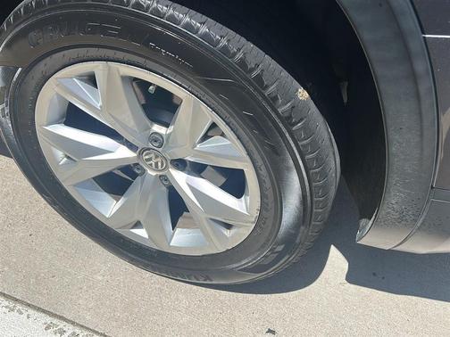 2018 Volkswagen Atlas 2.0T SE