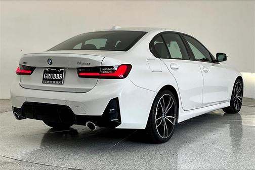 2024 BMW 330 i xDrive