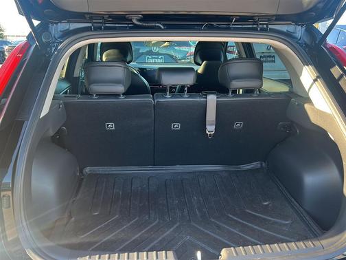 2023 Kia Niro EX