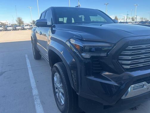 2024 Toyota Tacoma SR5