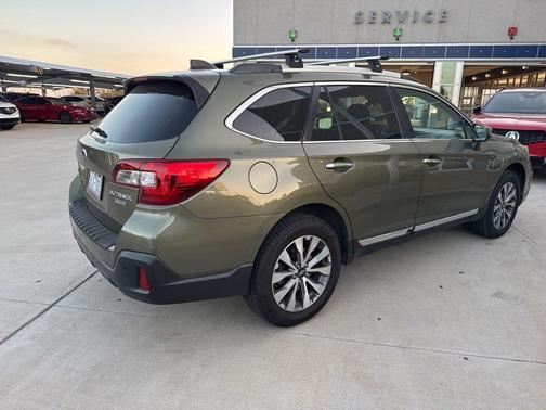 2018 Subaru Outback 3.6R Touring