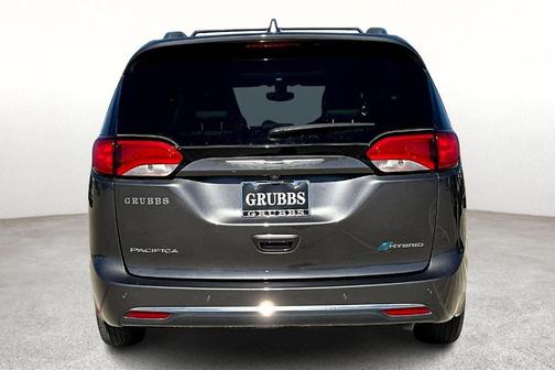 2018 Chrysler Pacifica Hybrid Limited