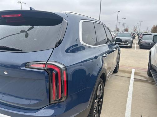 2023 Kia Telluride SX