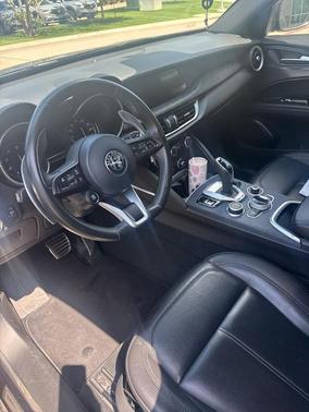 Vulcano Black Metallic 2022 Alfa Romeo Stelvio Sprint