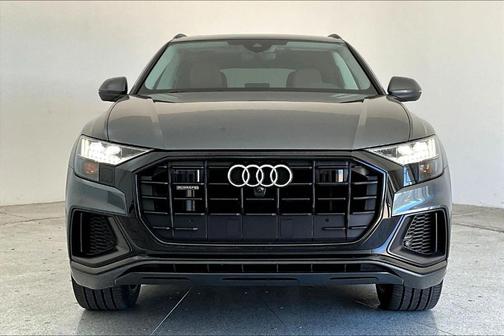 2023 Audi Q8 55 Premium Plus