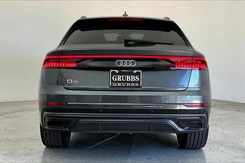 2023 Audi Q8 55 Premium Plus