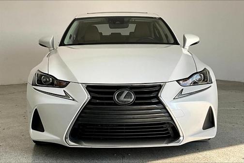 2018 Lexus IS 300 Base