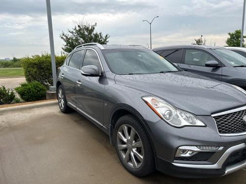 2016 INFINITI QX50 Base