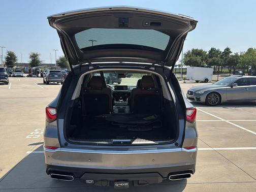 2022 Acura MDX Advance