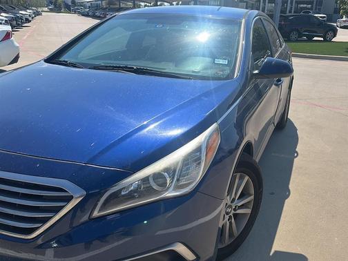 2016 Hyundai SONATA SE