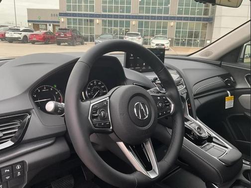 2025 Acura RDX Advance Package