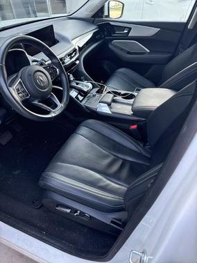 Platinum White Pearl 2023 Acura MDX Technology