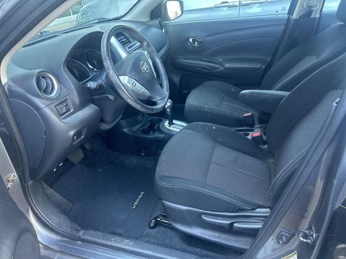 2018 Nissan Versa 1.6 SV