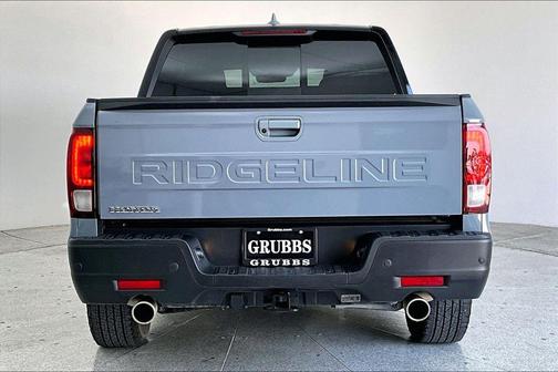 Sonic Gray Pearl 2025 Honda Ridgeline Black Edition