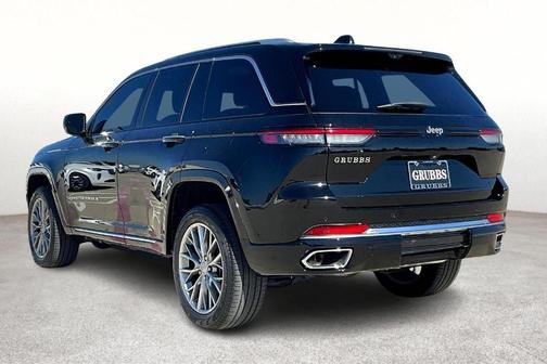 2023 Jeep Grand Cherokee Summit