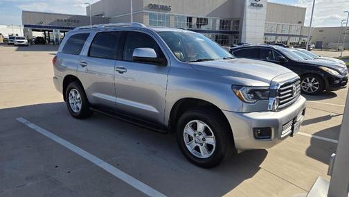 2019 Toyota Sequoia SR5