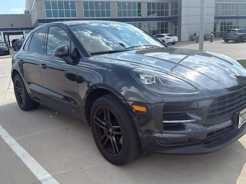 2021 Porsche Macan S