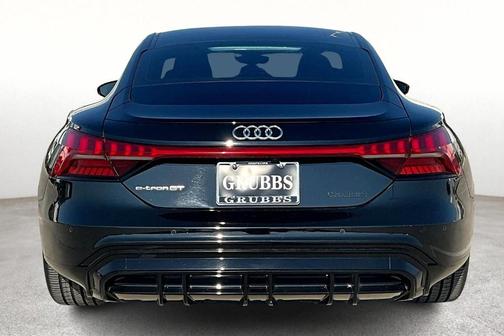 2022 Audi e-tron GT Premium Plus