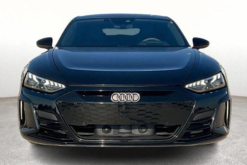 2022 Audi e-tron GT Premium Plus