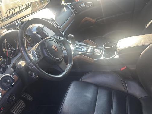 2012 Porsche Cayenne Turbo