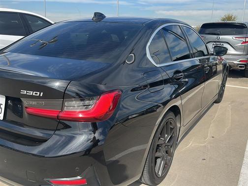 2020 BMW 330 i