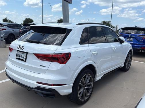 2022 Audi Q3 45 S line Premium Plus