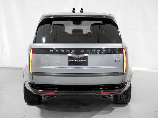 2023 Land Rover Range Rover P530 SE