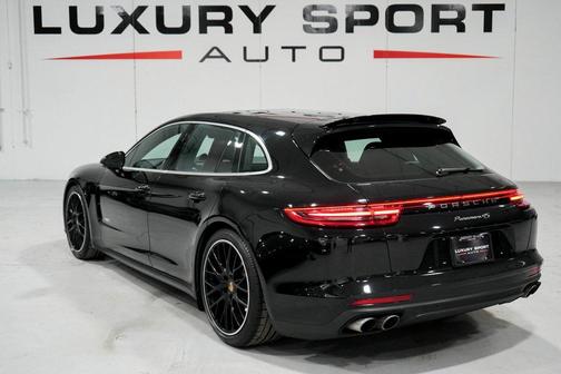 2018 Porsche Panamera 4S Sport Turismo