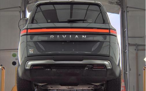 2023 Rivian R1S Adventure