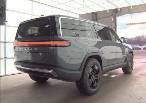 2023 Rivian R1S Adventure