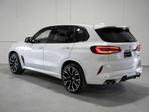 Mineral White Metallic 2023 BMW X5 M Base
