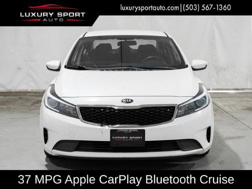 Snow White Pearl 2018 Kia Forte LX