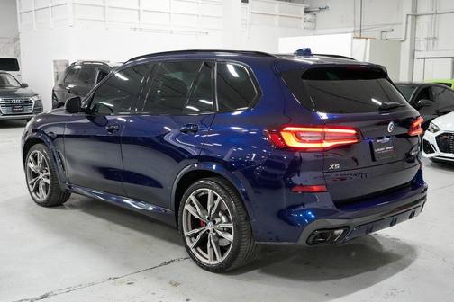2023 BMW X5 M50i